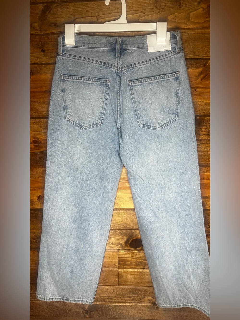 Aritzia Denim Forum The Farrah Hi-Rise Wide Leg Jeans - Light Blue 28 - Picture 3 of 6